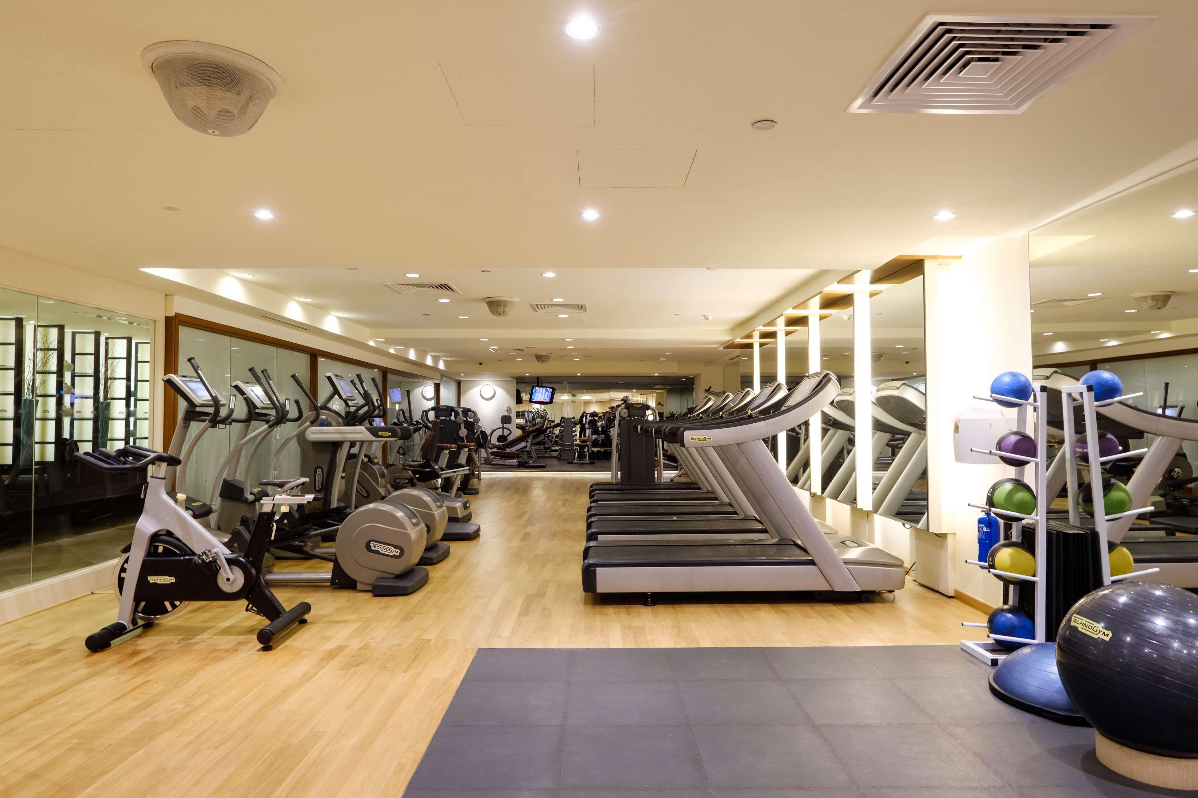 The Fullerton Hotel Σιγκαπούρη Εξωτερικό φωτογραφία The gym at the InterContinental London The O2