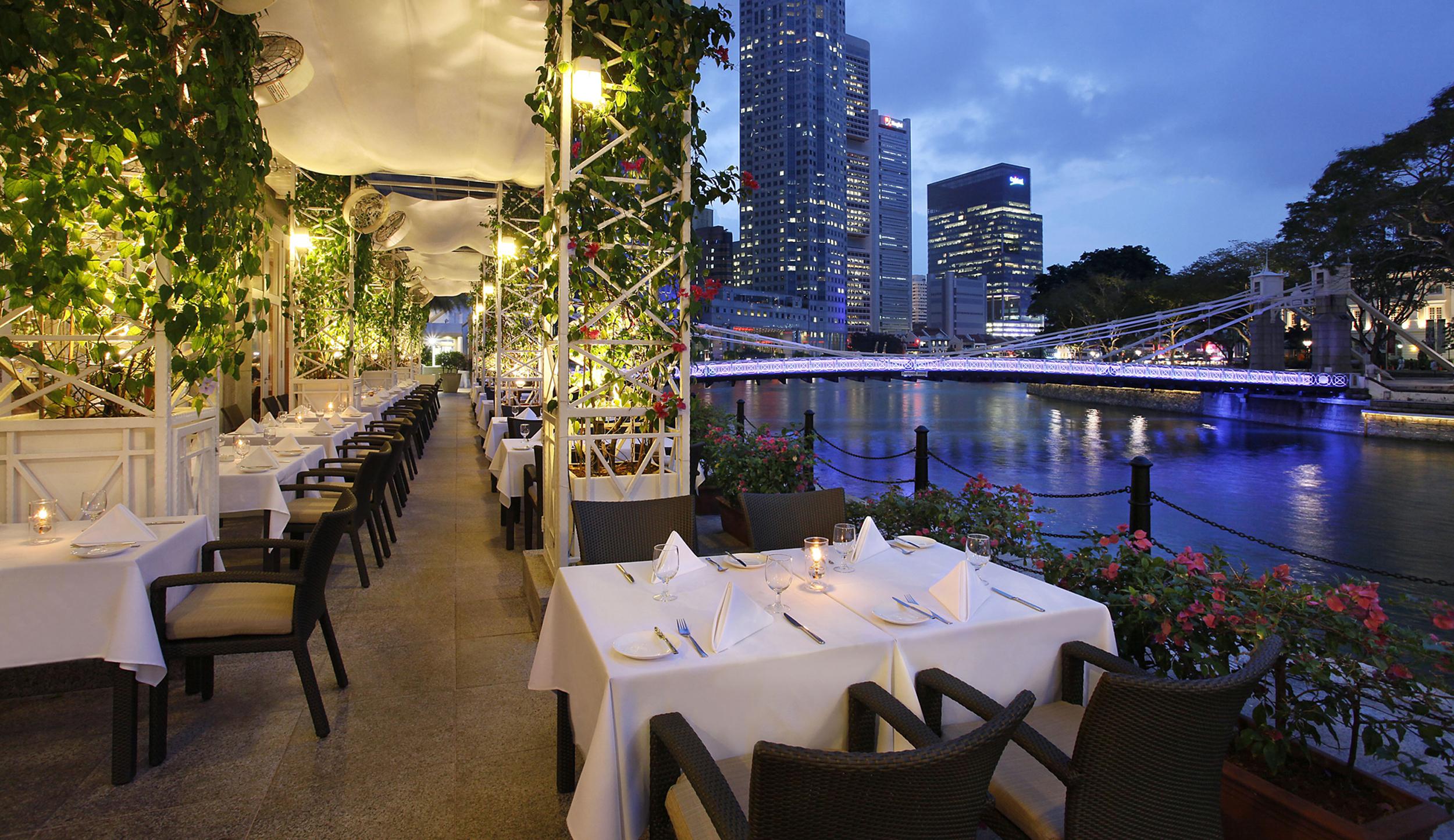 The Fullerton Hotel Σιγκαπούρη Εξωτερικό φωτογραφία A restaurant in Singapore